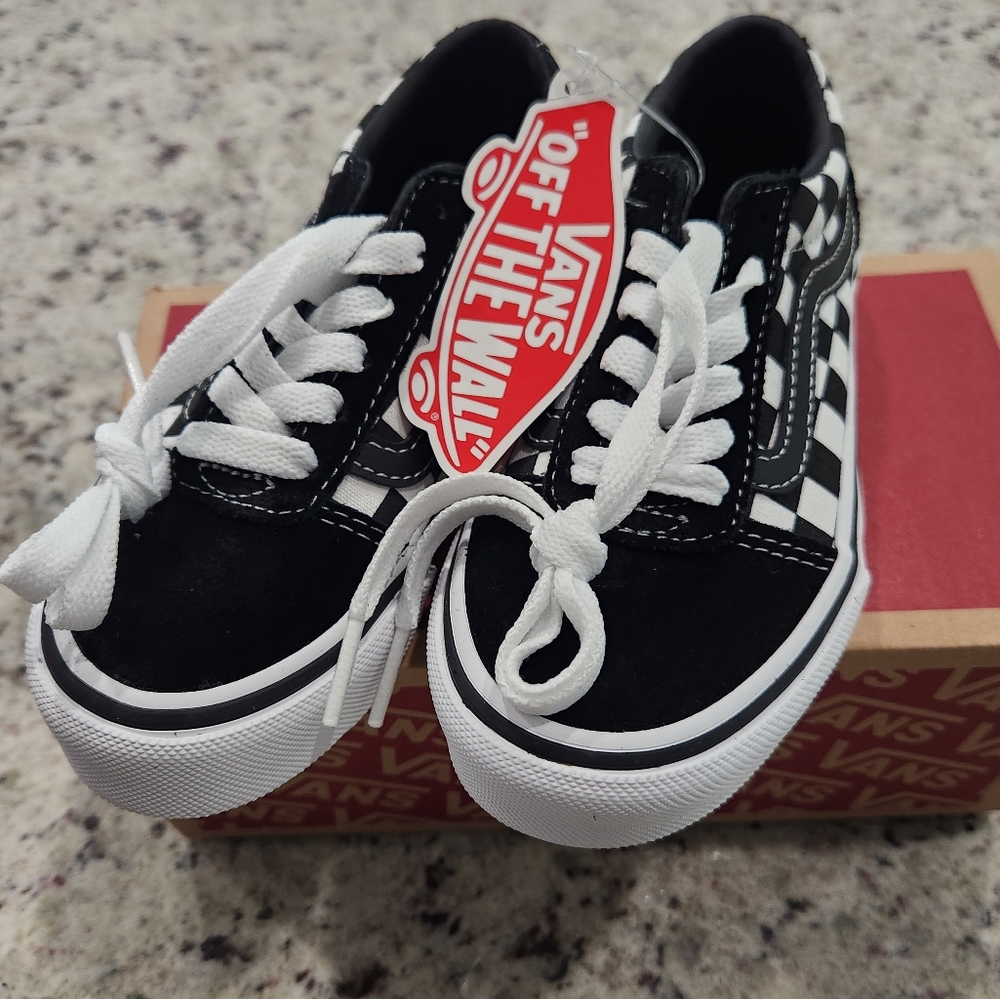 Vans ward checkered youth size 11